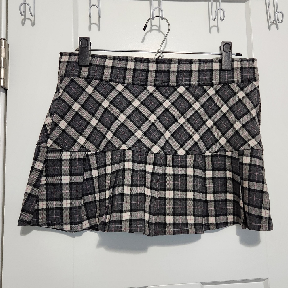 Plaid short skirt